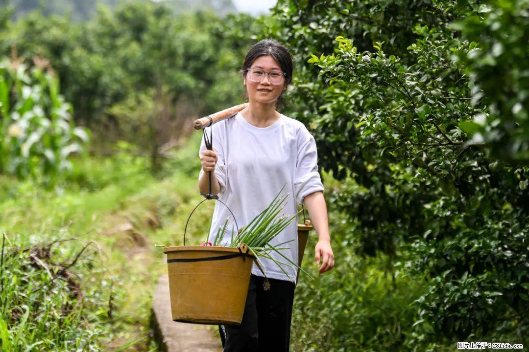 全网追的“扁担女孩”,找了一份暑假工,时薪12元 - 长沙生活资讯 - 长沙28生活网 cs.28life.com